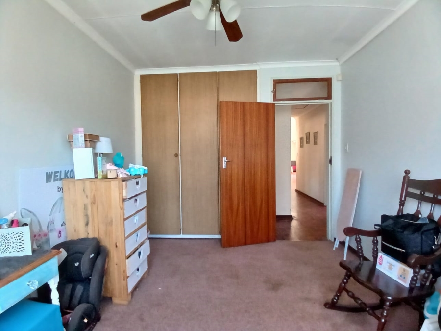 To Let 3 Bedroom Property for Rent in Vaalpark Free State
